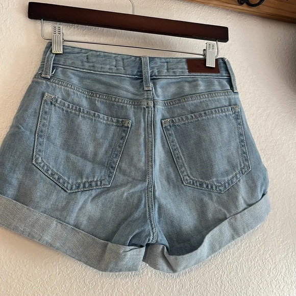 Hollister lot of 2 shorts. Distressed and Mom shorts size 1/25. - Picture 8 of 11